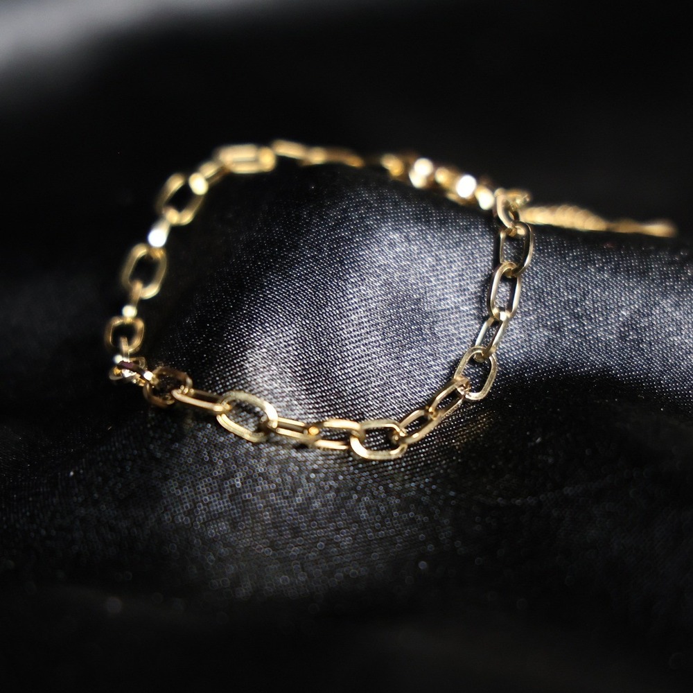 Gold Tone Paperclip Chain Bracelet Adjustable Lobster Clasp Minimalist JW041